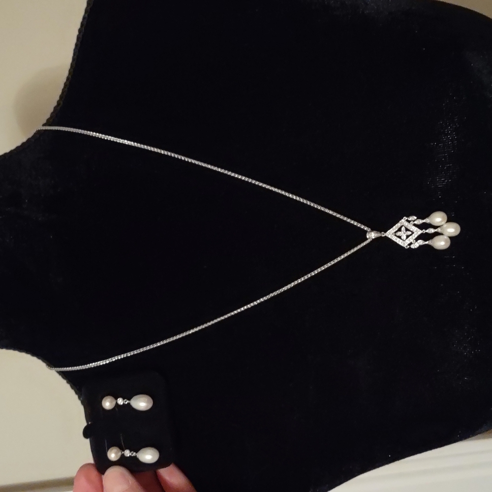 14kt white gold necklace with diamond and pearl drop pendant and earring… - Picture 11 of 14